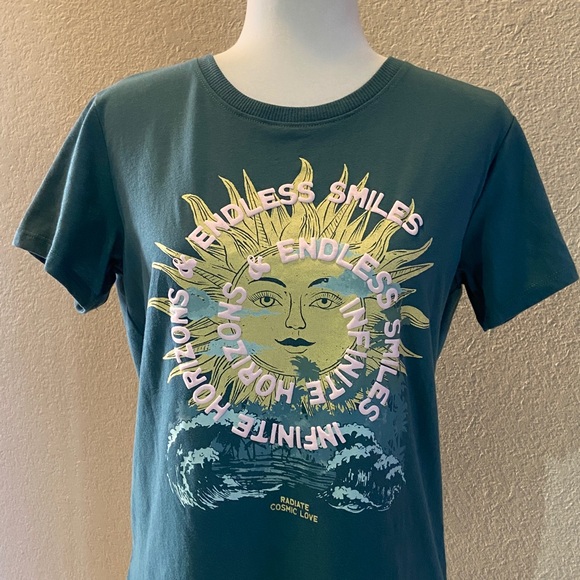 Cold Crush Tops - Cold Crush Teal Tee with Gold Sun and Pink Script, size Small
